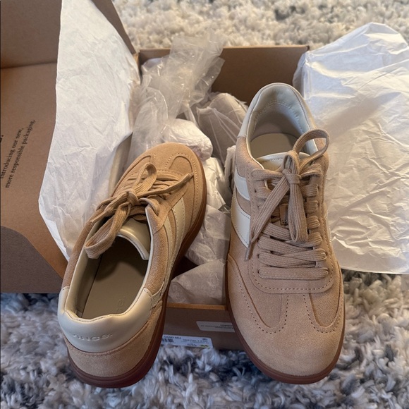 Vince Oasis-W Sneakers – Sand Multi – Women’s Size 5.5M – Brand New in Box - Picture 6 of 6